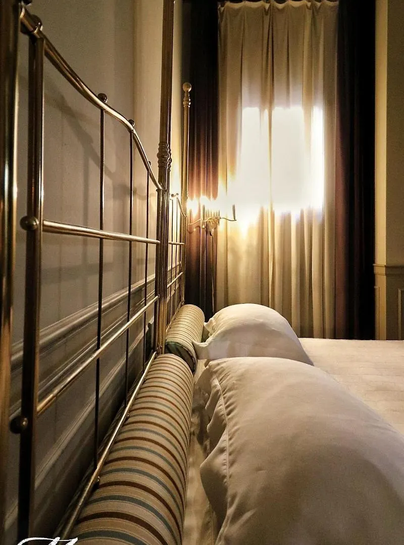 Maison Matilda - Luxury Rooms Treviso 2*,  Italy