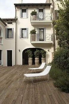 Maison Matilda - Luxury Rooms Treviso 2*,  Italy