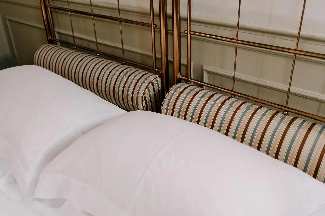 Maison Matilda - Luxury Rooms Treviso 2*,